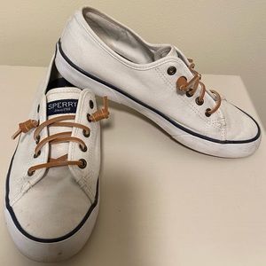 Sperry white canvas sneakers, size 7, lightly worn